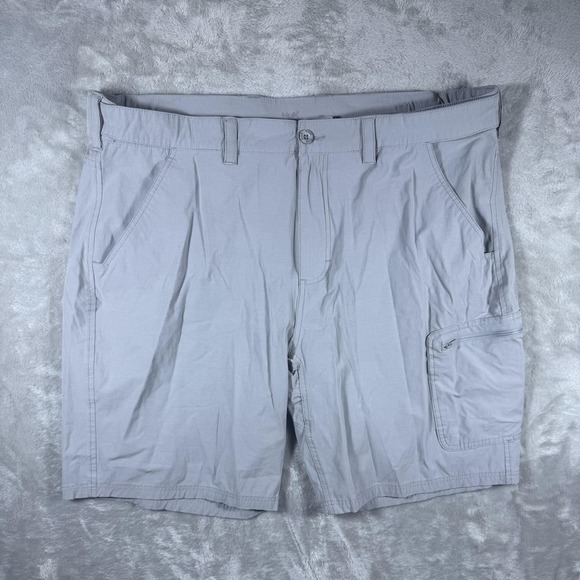Huk Shorts Mens XXL Gray Fishing Cargo Zip Pocket Stretch Performance Utility - Picture 1 of 9